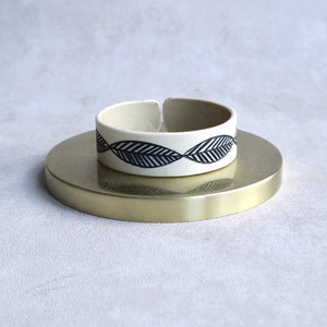 You added <b><u>Kohornarmbånd LJ2</u></b> to your cart.