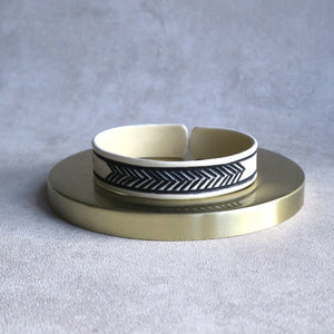 You added <b><u>Kohornarmbånd LK14</u></b> to your cart.