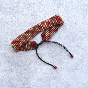 You added <b><u>Perlearmbånd B23</u></b> to your cart.